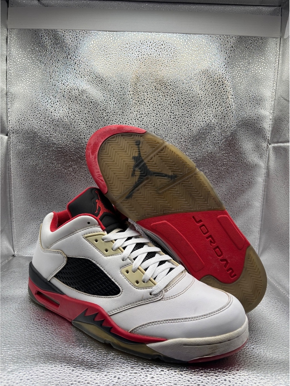 Air Jordan 5 low fire red